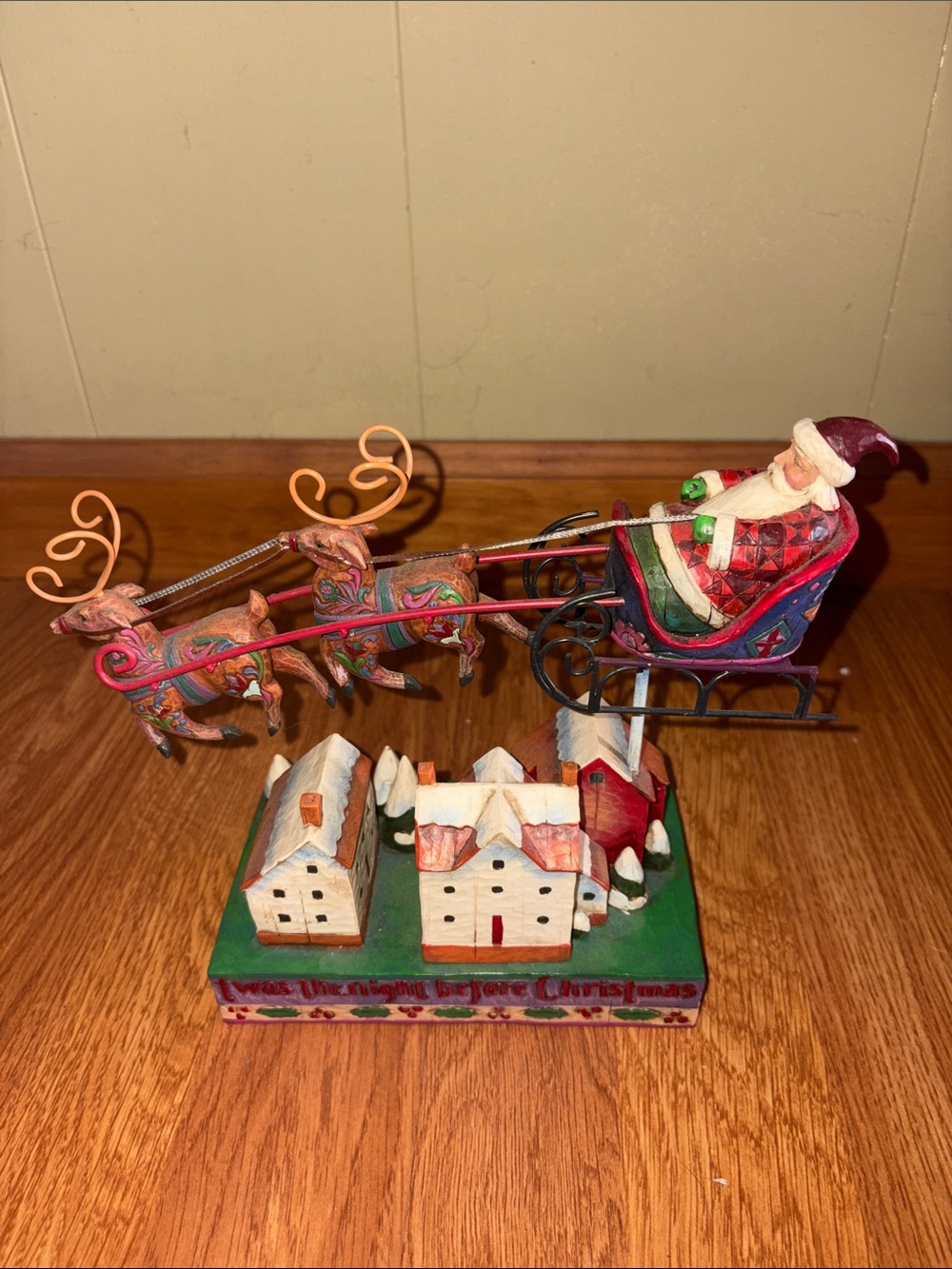 Vintage 2005 Jim Shore Santa Sleigh with Reindeer and Village